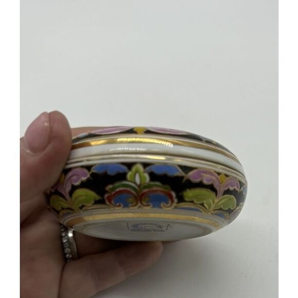 Prempracha Thai Benjarong Lidded Porcelain Box Hand Painted 3.5" Floral Jar Art - Picture 4 of 8